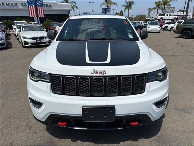 $29997 : 2021 Grand Cherokee Trailhawk image 3