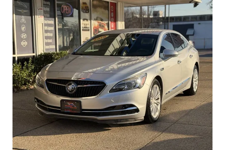 $15499 : 2018 LaCrosse Essence image 6