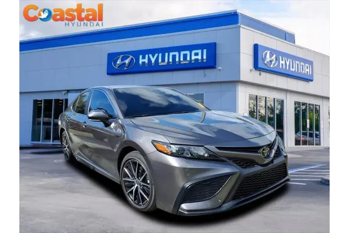 $27995 : Toyota Camry 2024 SE 4dr Sed image 1