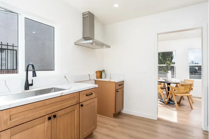 $1700 : Bell Gardens Renta🏡 image 5