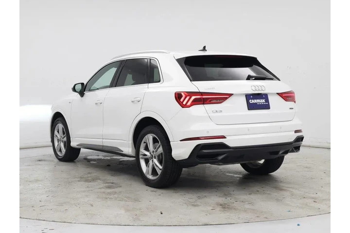 $28998 : Audi Q3 2022 AWD quattro S l image 2