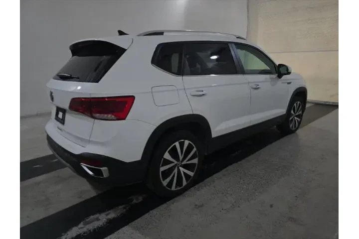 $17490 : Volkswagen Taos 2022 SE 4dr image 4
