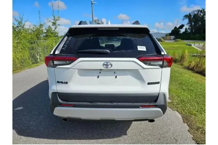$18000 : 2024 Toyota RAV4 Adventure image 4