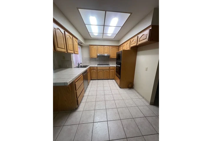 $1000 : Bonita casa de 3 dormitorios image 4