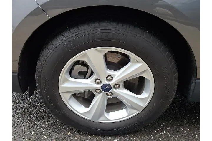 $22997 : Ford Edge 2022 AWD SE 4dr Cr image 10