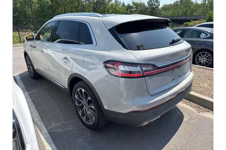 $28955 : Lincoln Nautilus 2021 Reserv image 4