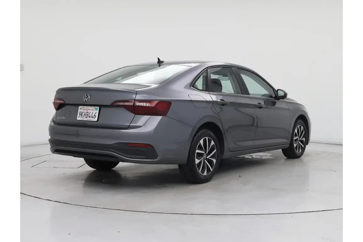 $17998 : Volkswagen Jetta 2024 S 4dr image 8