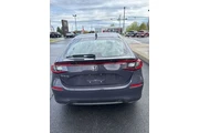 $27990 : Honda Civic 2024 EX-L 4dr Ha thumbnail