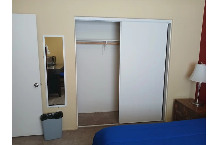 $800 : ROOM FOR RENT $800 RIALTO AVE image 3