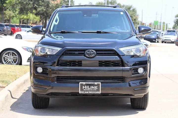 $30993 : 2020 4Runner Limited image 4