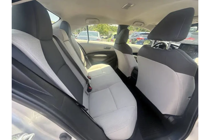 $17995 : 2022 Corolla LE image 9