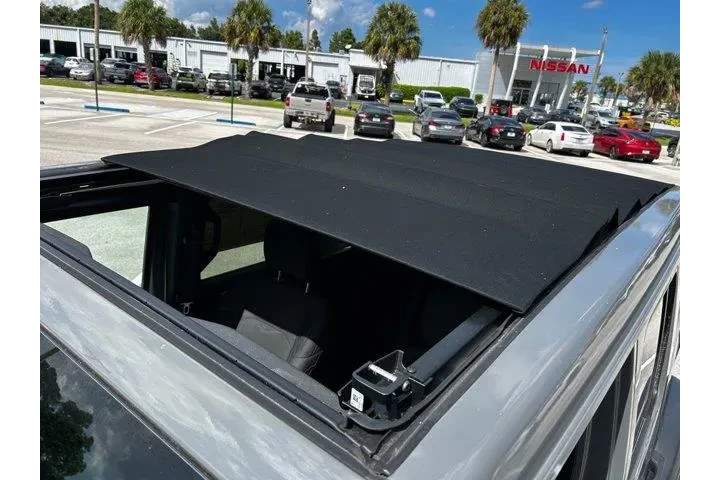 $29887 : Jeep Wrangler Unlimited 2021 image 7