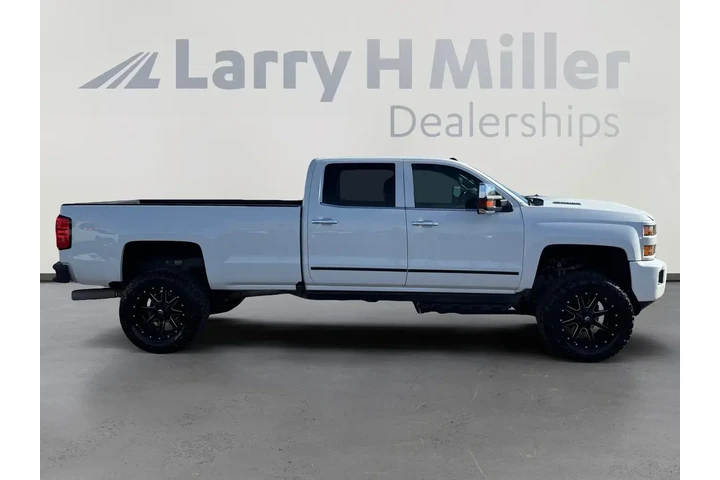 $39856 : Chevrolet Silverado 3500HD 2 image 6
