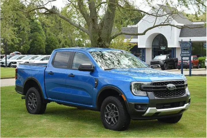 $38500 : Ford Ranger 2024 4x4 XLT 4dr image 9