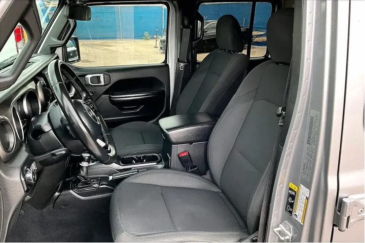 $25567 : Jeep Wrangler Unlimited 2020 image 8