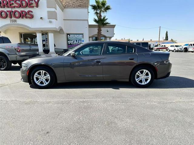 $29995 : Pre-Owned 2022 Charger SXT Se image 9