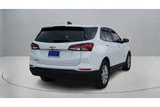 $19689 : Chevrolet Equinox 2023 LS 4d thumbnail