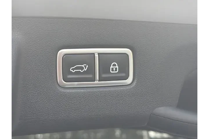 $32329 : Kia Sorento Plug-In Hybrid 2 image 8