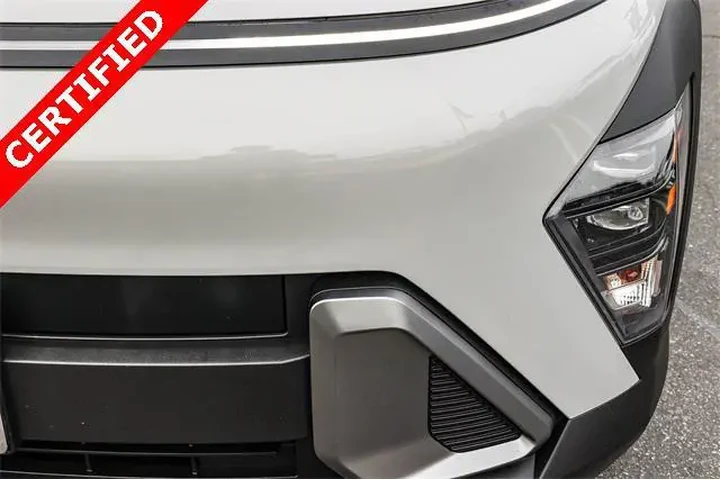 $19995 : Hyundai KONA 2024 AWD SEL 4d image 10