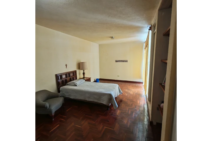 $450000 : Casa en Venta Utatlan zona 11 image 9