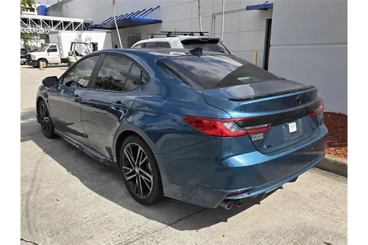 $31987 : Toyota Camry 2025 XSE 4dr Se image 7