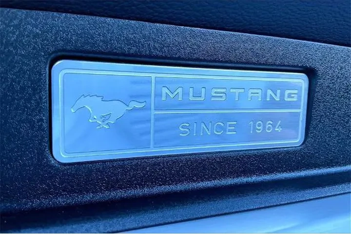 $25476 : Ford Mustang 2016 GT Premium image 7