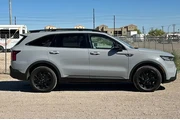 $28777 : Kia Sorento 2023 AWD X-Line thumbnail