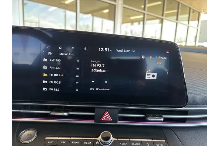 $19998 : Hyundai ELANTRA 2024 SEL 4dr image 8