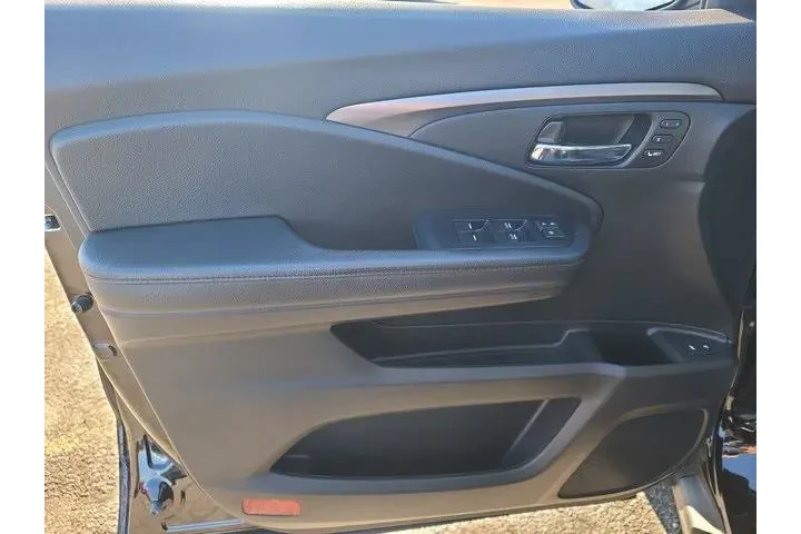 $32372 : Honda Pilot 2022 AWD SE 4dr image 8