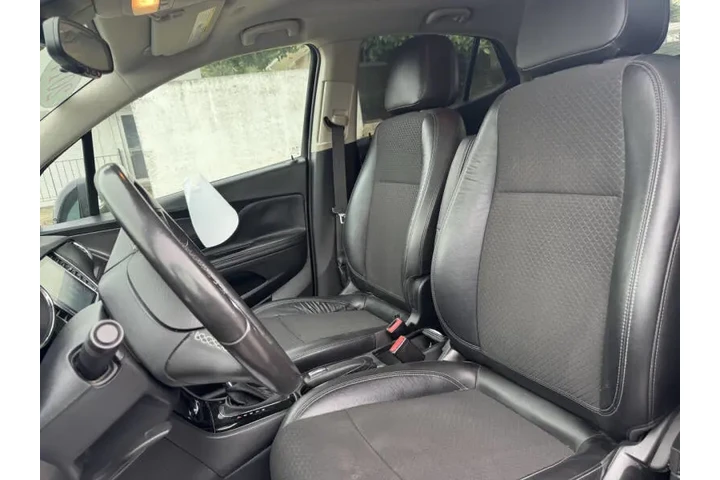 $8999 : 2017 Encore Preferred image 10