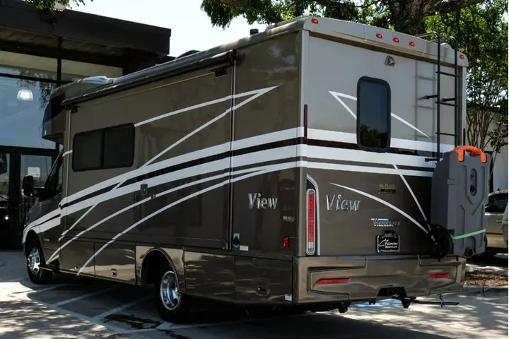 $139990 : 2022 XCC76 3500XD Standard Ro image 8