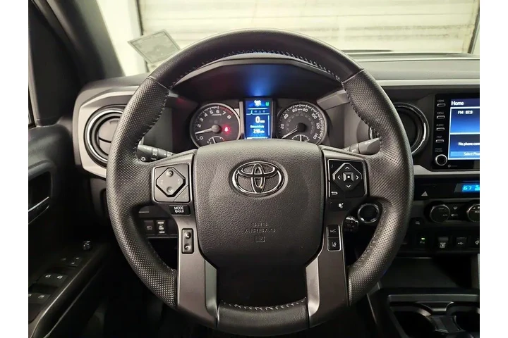 $37998 : Toyota Tacoma 2021 4x4 TRD S image 10