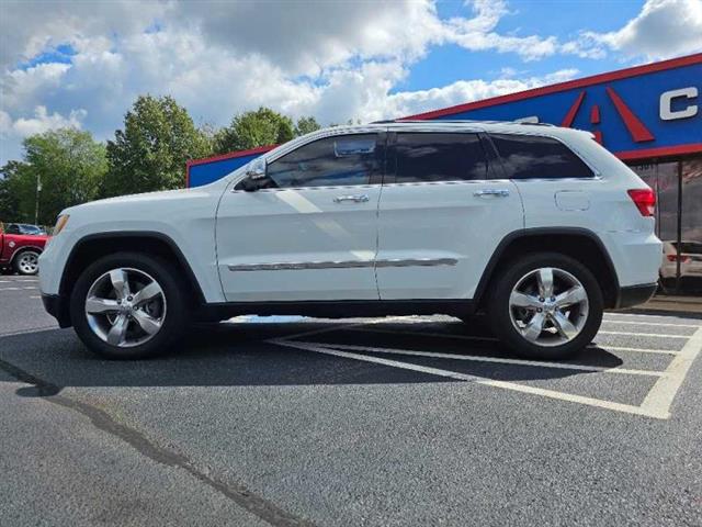 2013 Grand Cherokee image 5