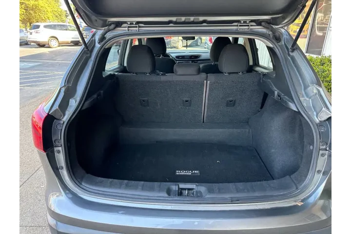 $14999 : 2017 Rogue Sport S image 9
