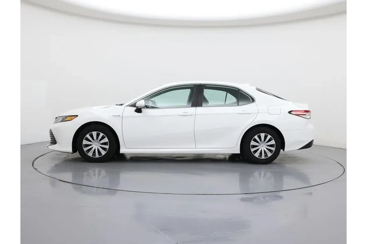 $26998 : Toyota Camry Hybrid 2020 LE image 3