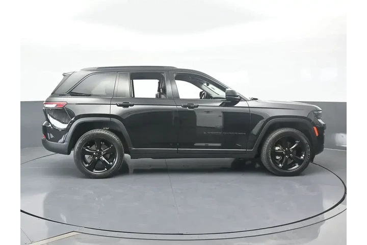 $22498 : Jeep Grand Cherokee 2023 4x2 image 7