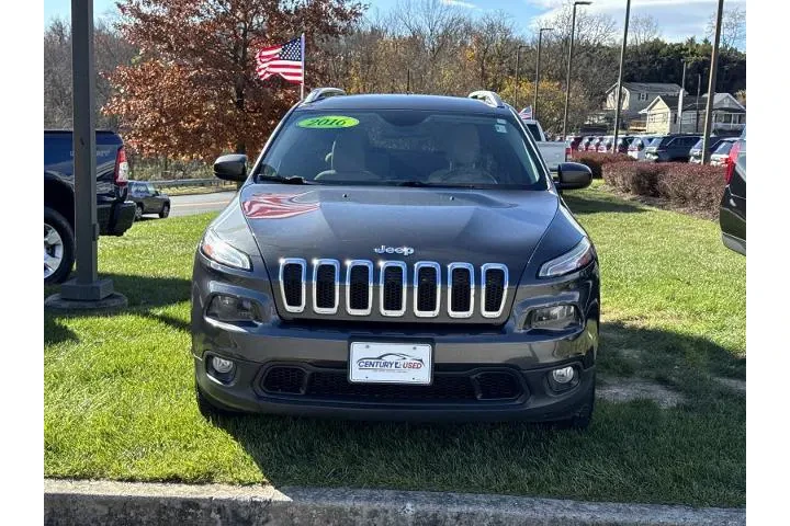 $13500 : Jeep Cherokee 2016 4x4 Latit image 7
