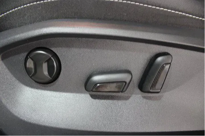 $24992 : Volkswagen Taos 2024 AWD SE image 4