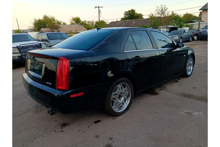 $3500 : 2006 STS V6 image 4