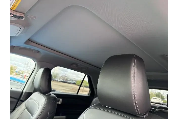 $35000 : Ford Explorer 2023 AWD XLT 4 image 7