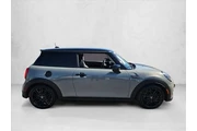 $24495 : MINI Hardtop 2 Door 2023 Coo thumbnail