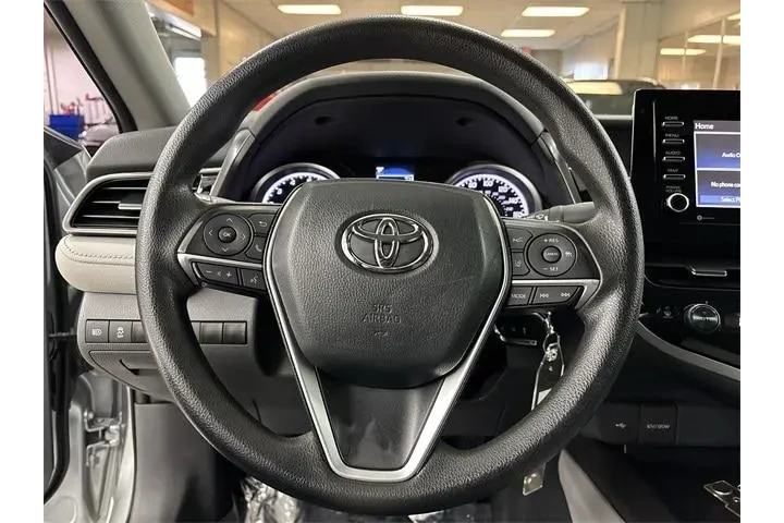 $19500 : Toyota Camry 2024 LE 4dr Sed image 5