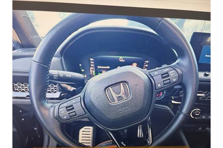 $31500 : Honda Accord Hybrid 2024 Spo image 10