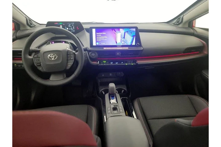 $39998 : Toyota Prius Plug-in Hybrid image 9