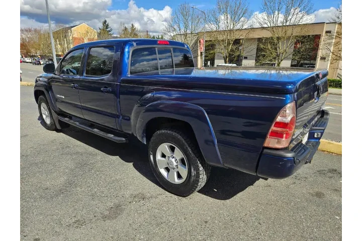 $10999 : 2005 Tacoma PreRunner V6 image 4