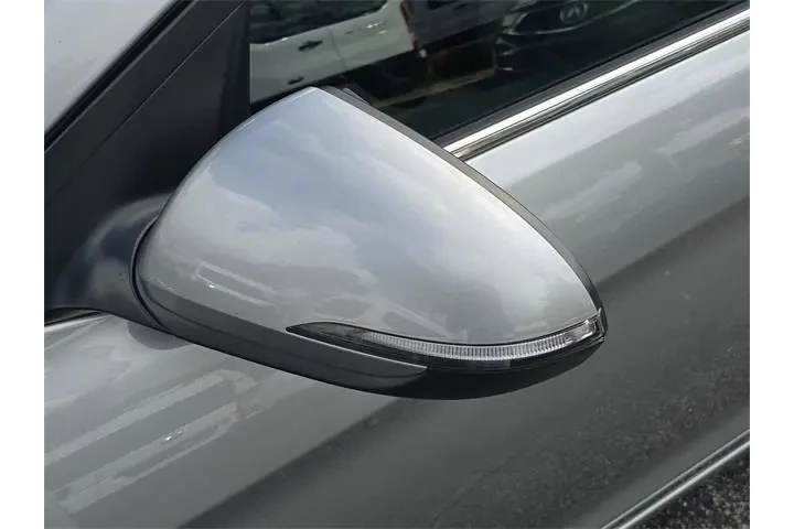 $12990 : Hyundai ELANTRA 2020 Limited image 8