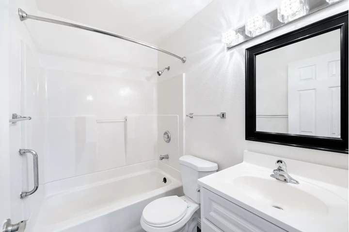 $1950 : Apartamentos en renta image 8
