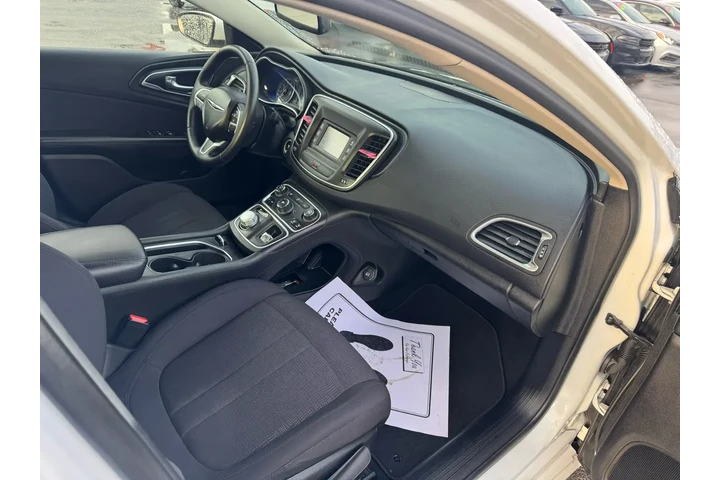 $10980 : 2015 200 4dr Sdn Limited FWD image 9