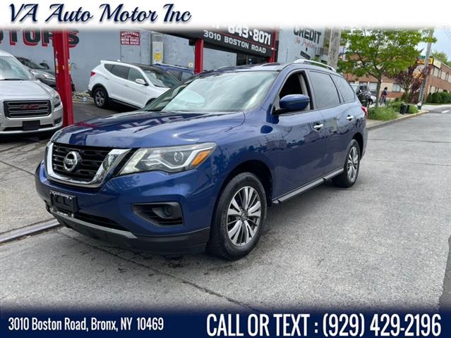 $11995 : Used 2017 Pathfinder 4x4 SV f image 5