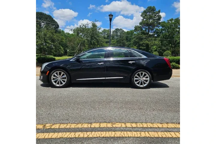$5500 : 2014 XTS Luxury Collection image 9